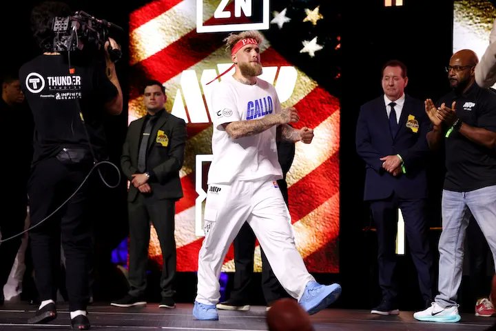 ElliotWorsell's tweet card. As hard as it is to admit, it is true: Jake Paul is getting better. And seeing him in a boxing ring is no longer either as unusual or awkward as it once was.