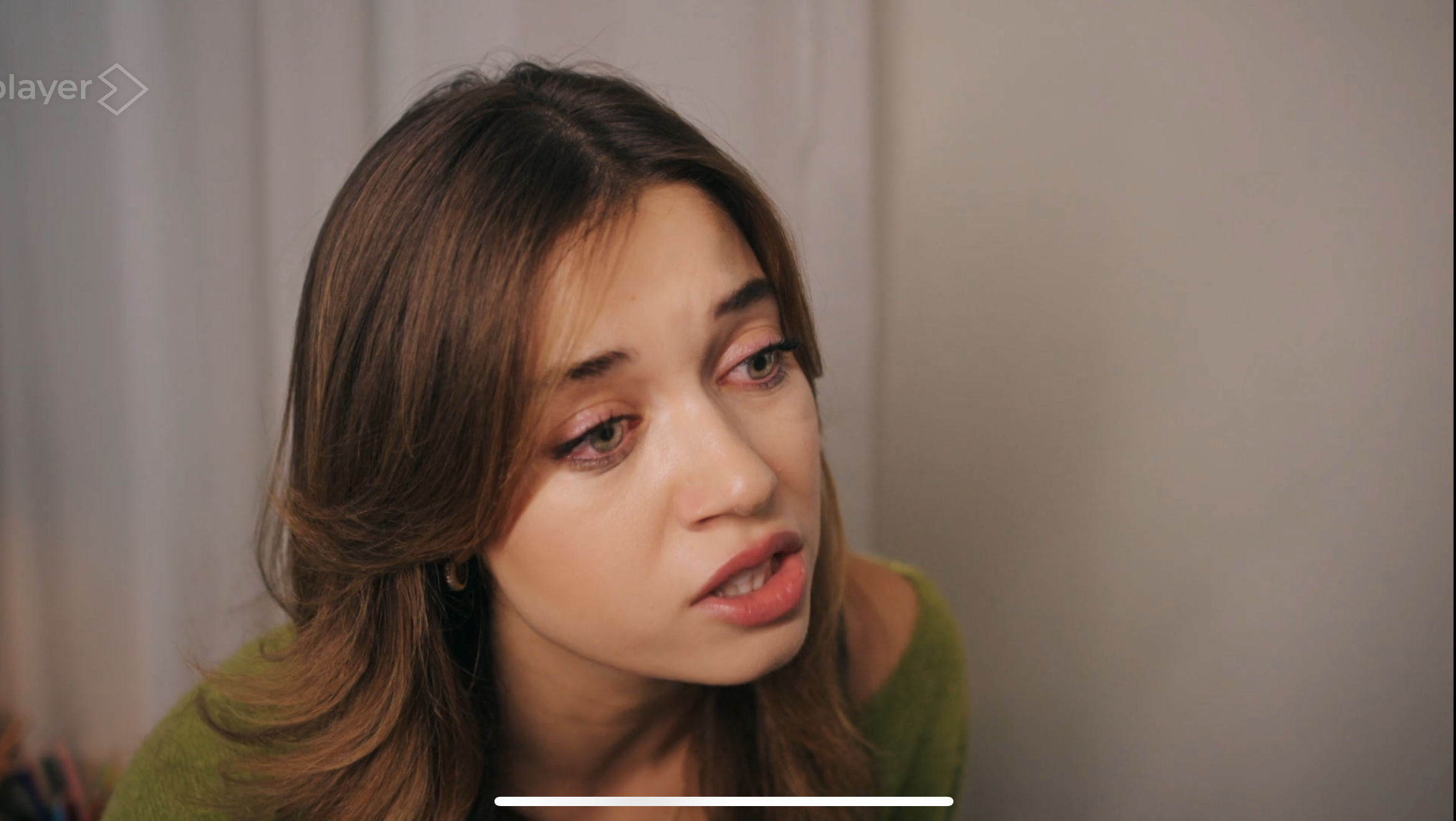FarandulaTV on X: "Seyran descubre la verdad. Kaya pierde el control. Y una  boda inesperada sacude la familia. El capítulo 45 de #UnaNuevaVida, este  domingo en @antena3com. https://t.co/KqfcPnyE63" / X