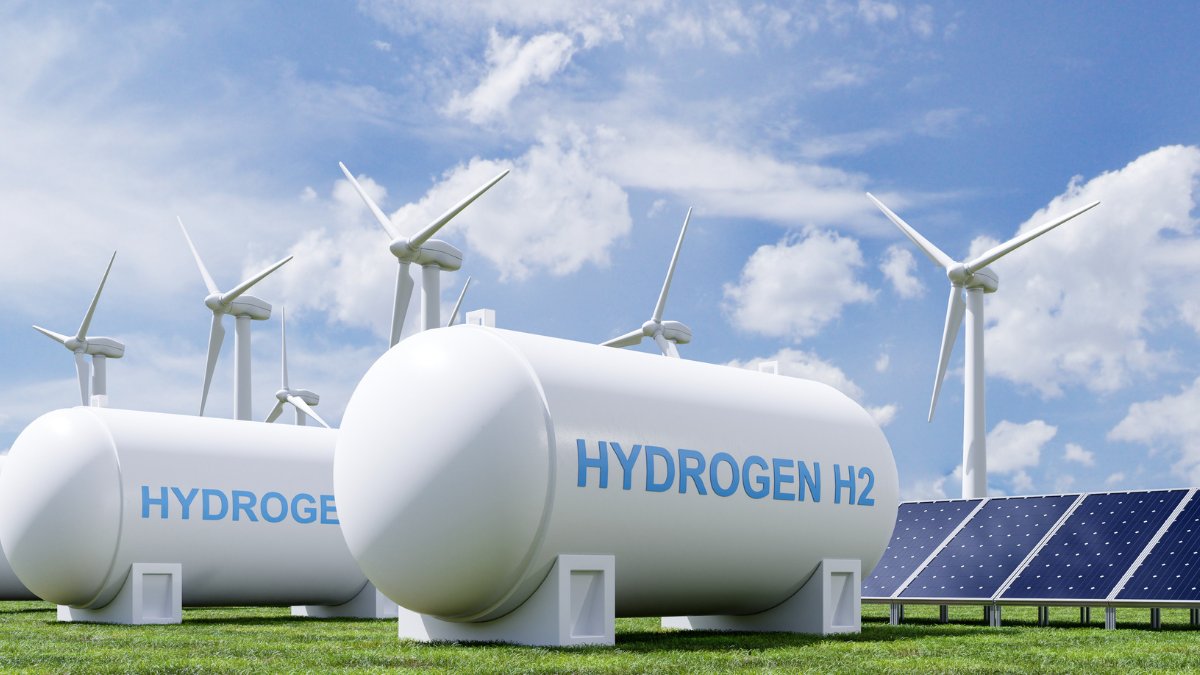 HyVelocityHub's tweet card. Explore the essential components of developing a green hydrogen strategy with insights from IRENA's comprehensive guide. This article covers policy drivers, stakeholder engagement, long-term planni...