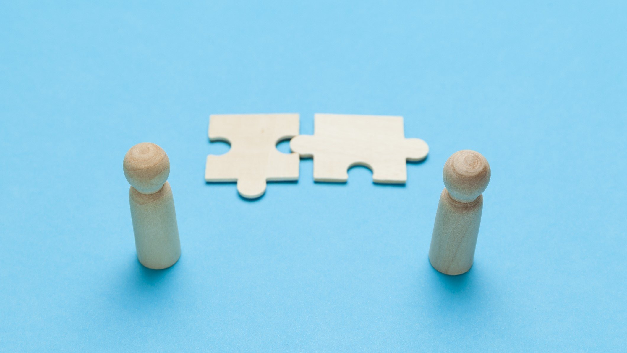 FierceHealth's tweet card. Hospital dealmaking remained quiet during the second quarter with sell-offs from larger health systems comprising half of newly announced deals, per a recent report. | Just eight hospital transacti...