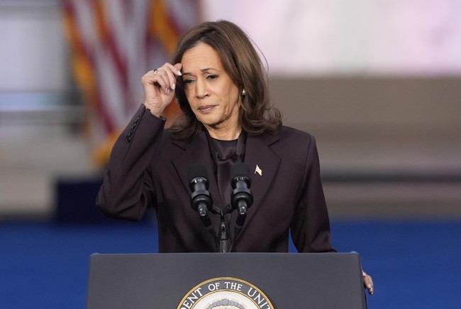 yount1130's tweet card. Kamala Harris's 2024 campaign reflects a lack of self-awareness and disastrous strategy.