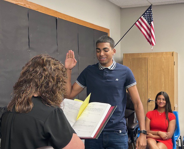 NYSenDems's tweet card. students are now taking the oath of office to serve on school boards in NY State State Senator Shelley B. Mayer and Assembly Member Carrie Woerner are pleased to announce their ground-breaking...