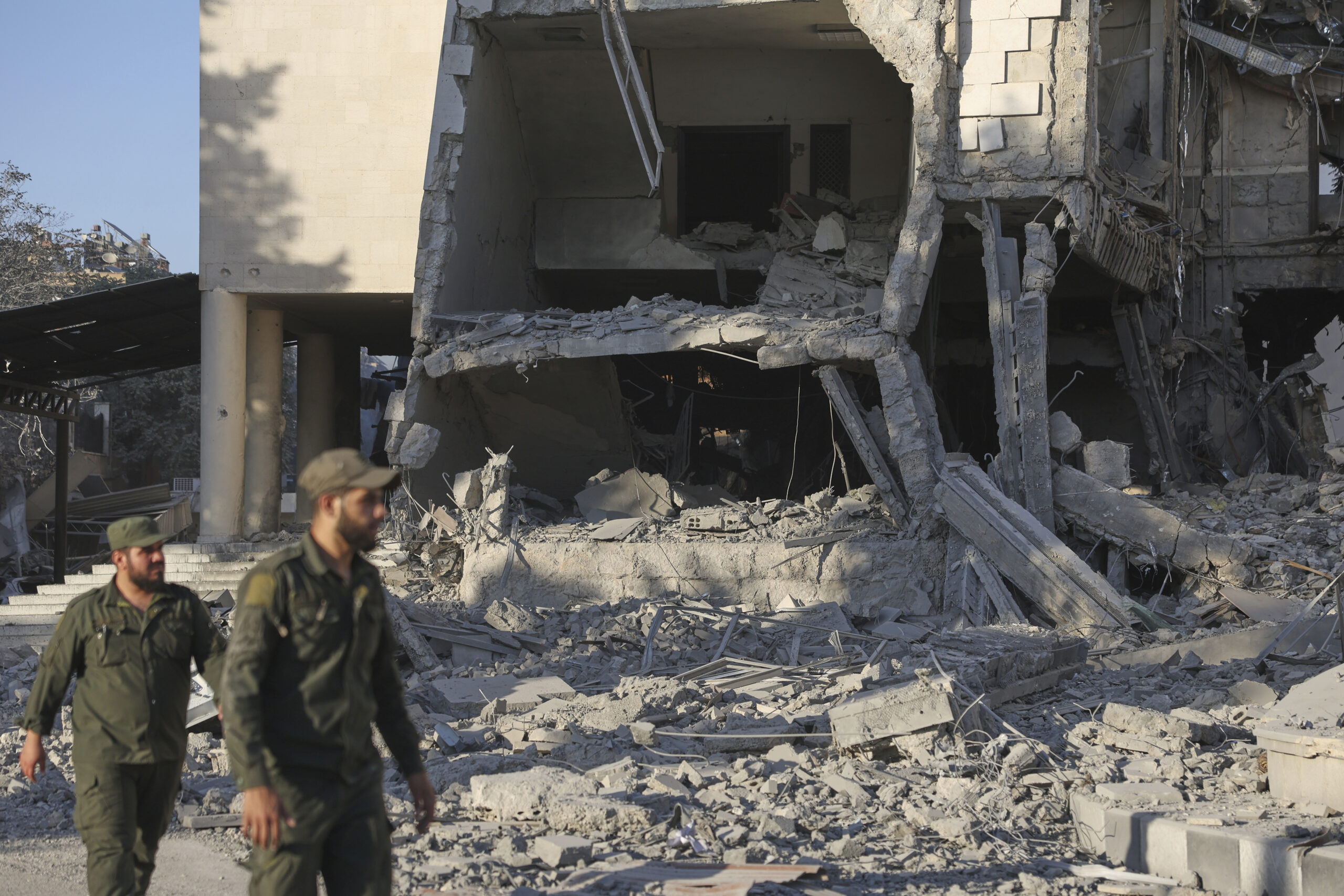 bennyavni's tweet card. The Israel Defense Force attacks regime troops affiliated with Syria’s interim president, Ahmed Al-Sharaa, while the new Damascus regime’s patron,…