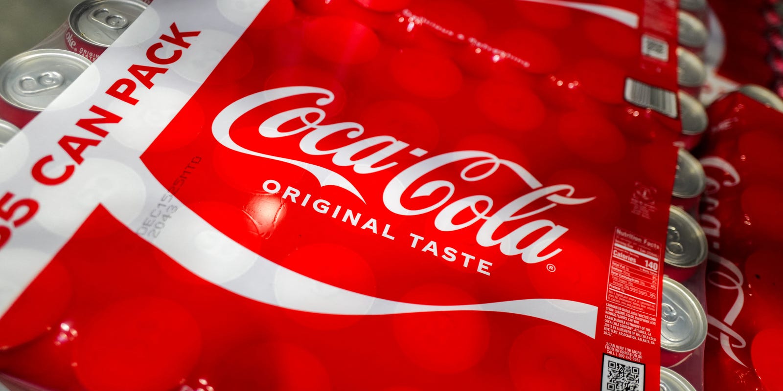 USATODAY's tweet card. A week after President Trump said Coca-Cola would change its recipe and drop high fructose corn syrup, Coke says it has a new drink coming.