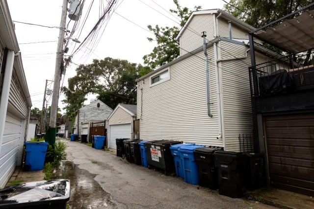 AbundantHomesIL's tweet card. We agree that incorporating granny flats — coachhouses or converted basements, for example — could play a small but meaningful role in easing Chicago’s housing shortage.