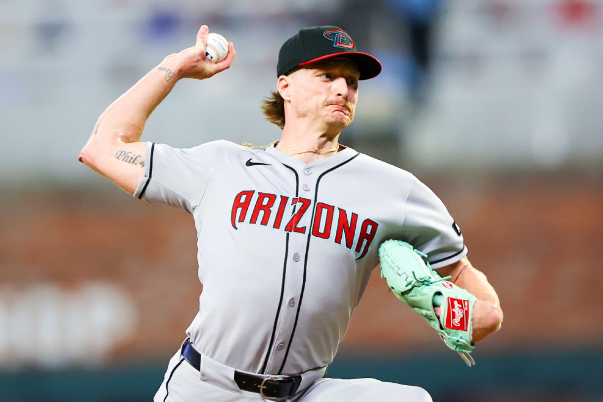 RotoBallerMLB's tweet card. Read the recent MLB news and rumors about Shelby Miller for fantasy baseball. Arizona Diamondbacks relief pitcher Shelby Miller (forearm, back) threw 16 pitches to…