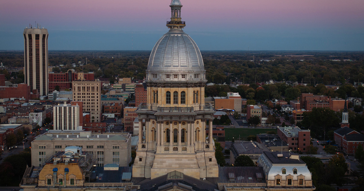 jeremykohler's tweet card. The legislation comes after a ProPublica-Chicago Tribune investigation revealed that even though state law bans schools from fining students directly, districts skirt the law by calling on police to...