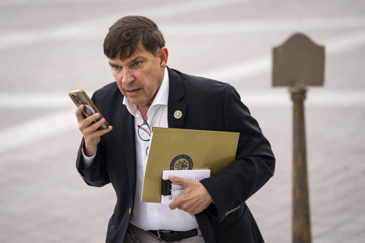 KatelynFossett's tweet card. Support for the current government of El Salvador has split along partisan lines in the U.S. And one congressman finds himself in an unusual position.
