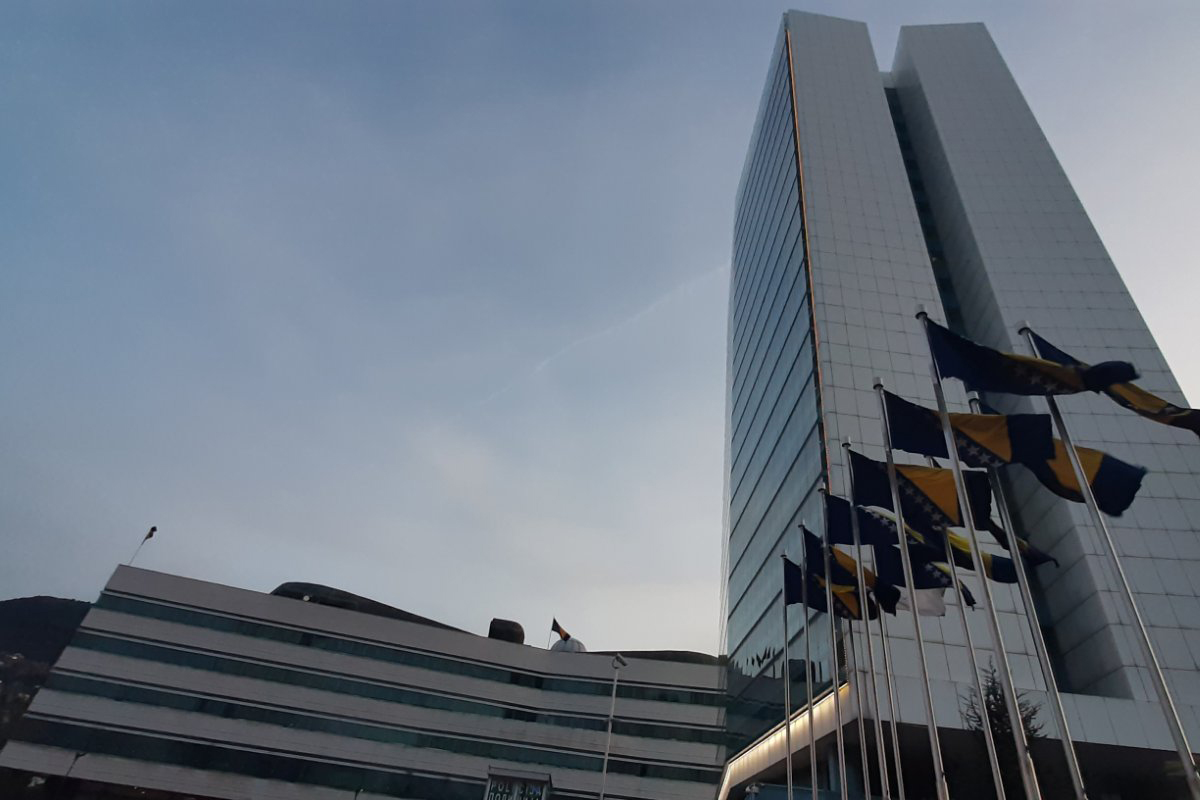 SarajevoTimes's tweet card. Viaduct, BHANSA, Growth Plan, appointments. A series of topics in the Council of Ministers of BiH, but no solutions. The dispute with Viaduct is not over despite the decision of the High Representa...