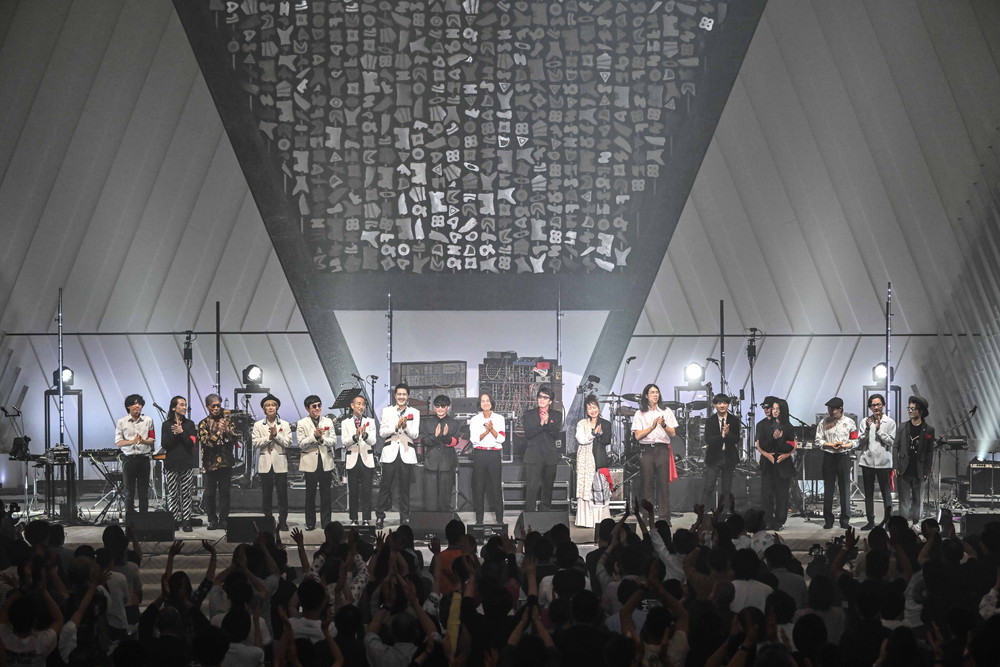 logic649's tweet card. 　YELLOW MAGIC ORCHESTRA（YMO）に啓発され創作活動を行うアーティストが集結、一夜限りのトリビュートライブ【MUSIC AWARDS JAPAN A TRIBUTE to YMO -SYMBOL of MUSIC AWARDS JAPAN 2025-】が、5月20日に京都・国…