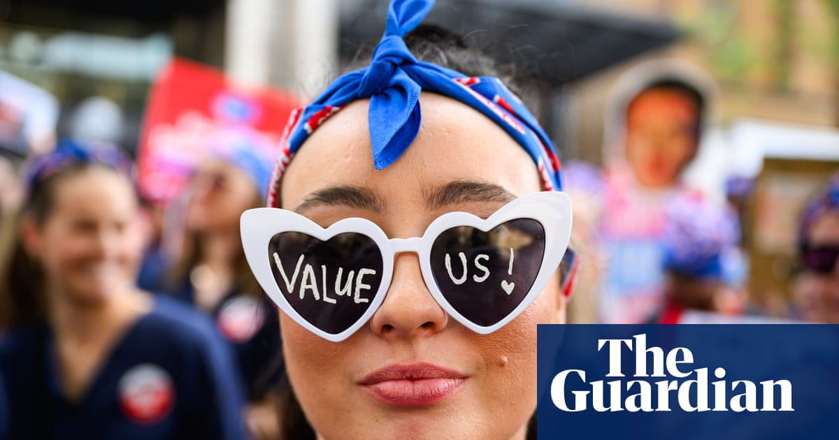 guardian's tweet card. Union at loggerheads with Minns government over 10.5% pay rise offer after NSW police win deal for wage increase of up to 40%