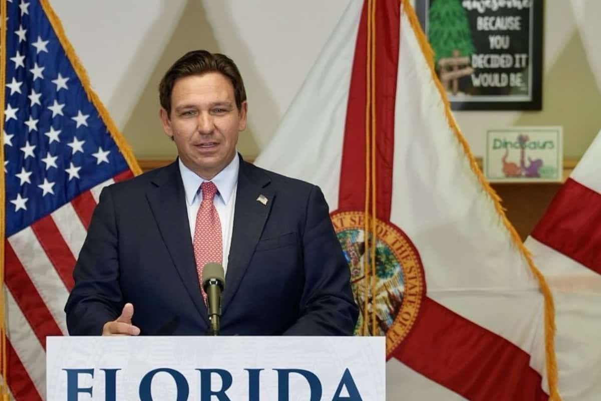 FLVoiceNews's tweet card. Gov. Ron DeSantis on Saturday issued a warning to former New York Gov. Andrew Cuomo after Cuomo publicly mused about moving to the Sunshine State if he loses the New York City mayoral race to...