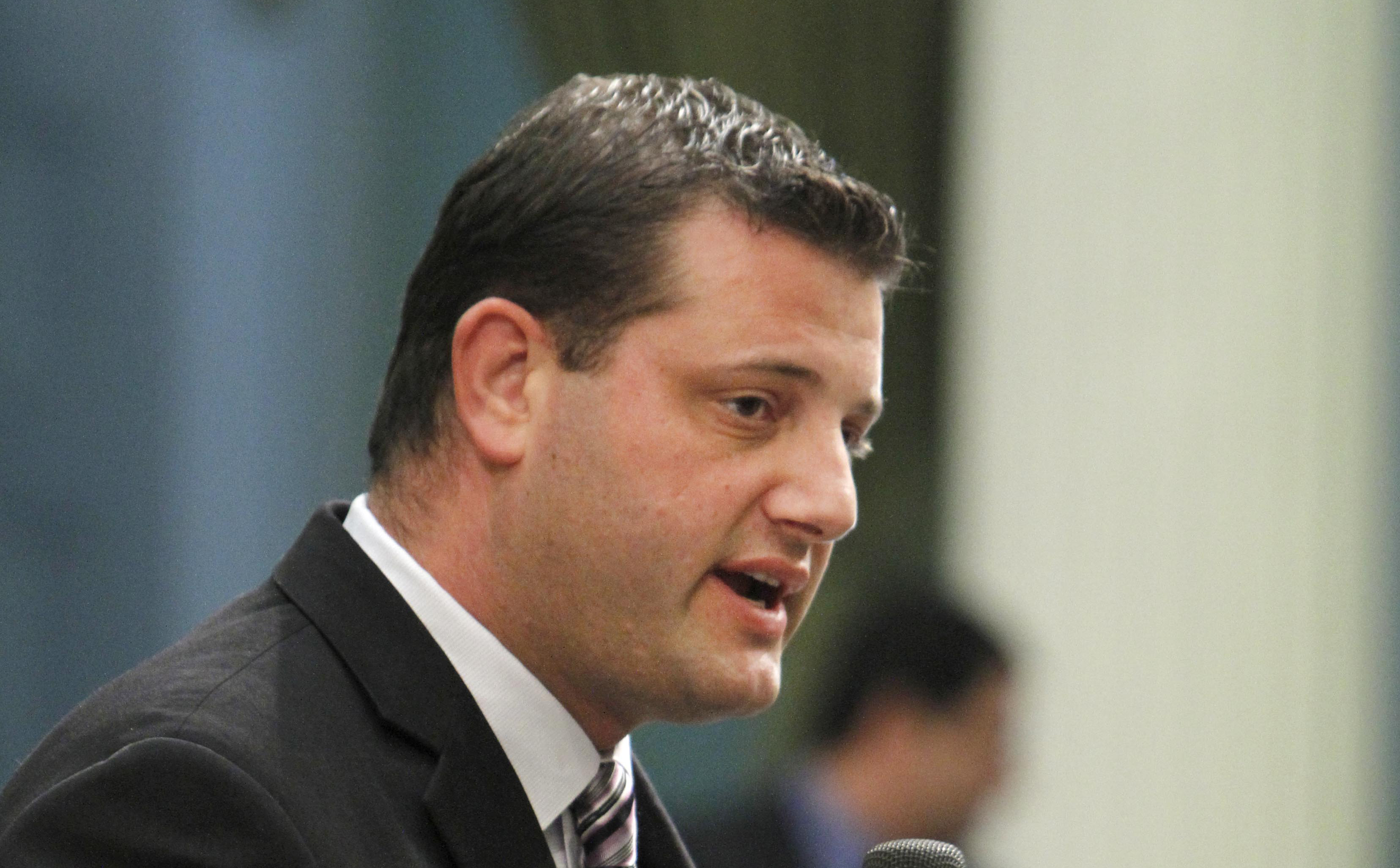 ccadelago's tweet card. Valadao's allies are projecting confidence, even as Democratic broadsides roll in.