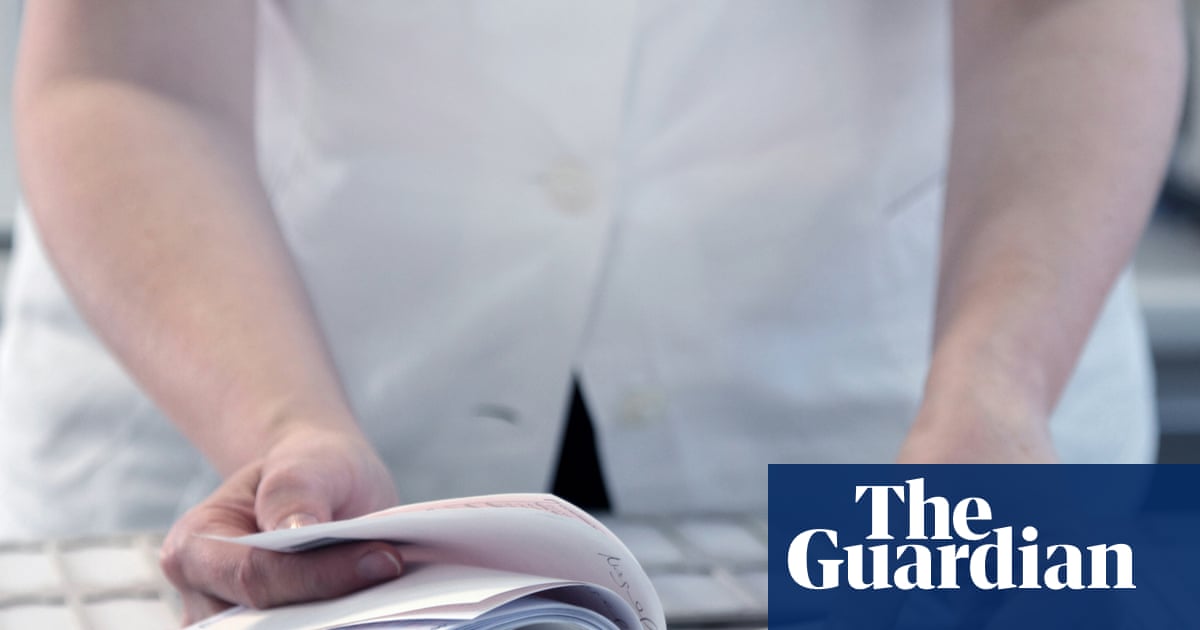 SustainableTall's tweet card. Widespread mockery of AI-generated rat with giant penis in one paper brings problem to public attention