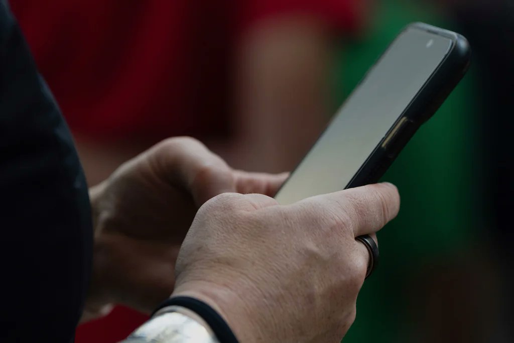 GoelzAlly's tweet card. A federal appeals court dealt a blow to consumer protection efforts, ruling that services do not have to make it easier for consumers to cancel subscriptions.