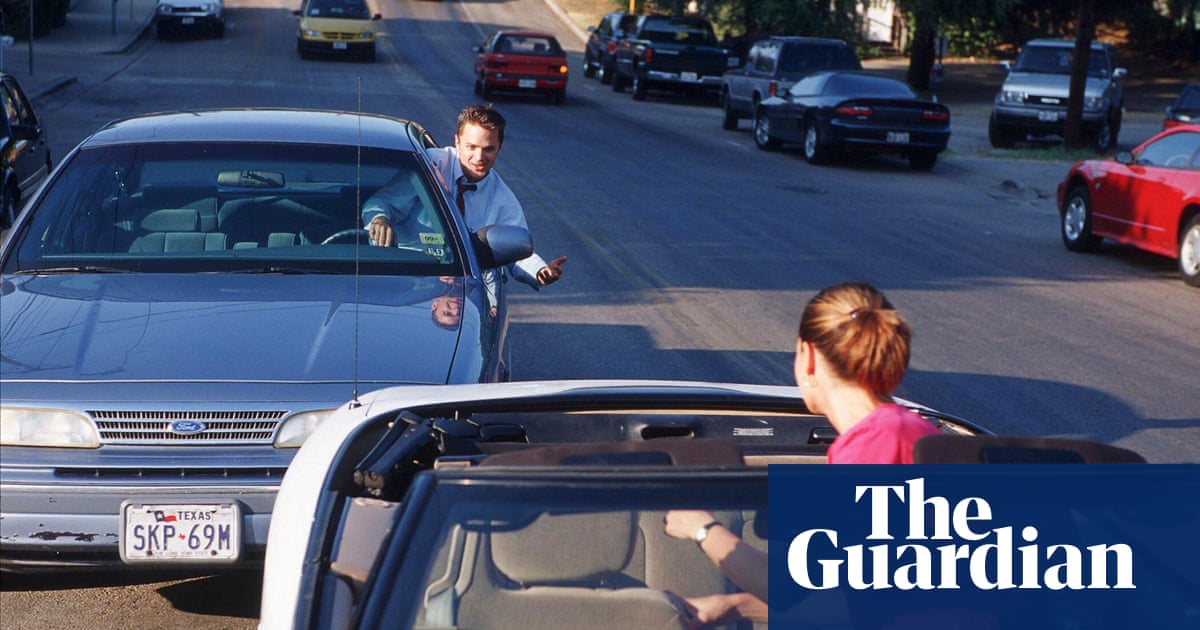 GreenSchoolRuns's tweet card. A car is often essential in the US but while owning a vehicle is better than not for life satisfaction, a study has found, having to drive too much sends happiness plummeting