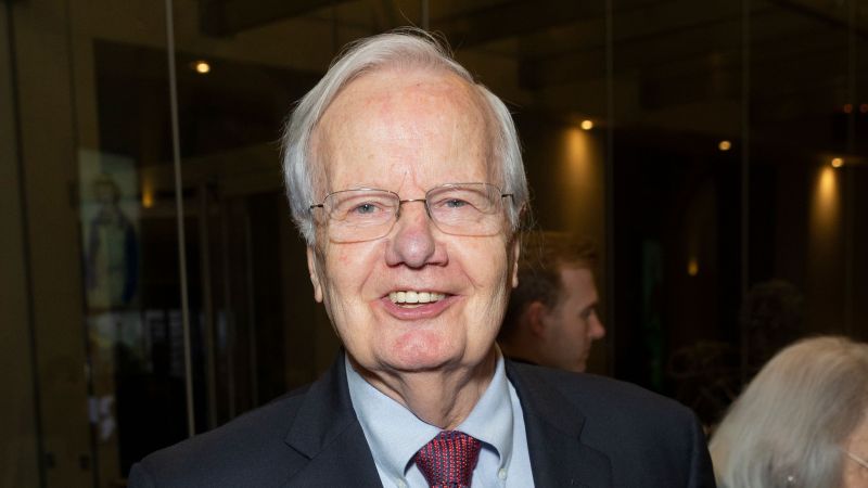 edlavaCNN's tweet card. The former press secretary to President Lyndon B. Johnson and longtime broadcast journalist has died, his family confirmed to CNN.