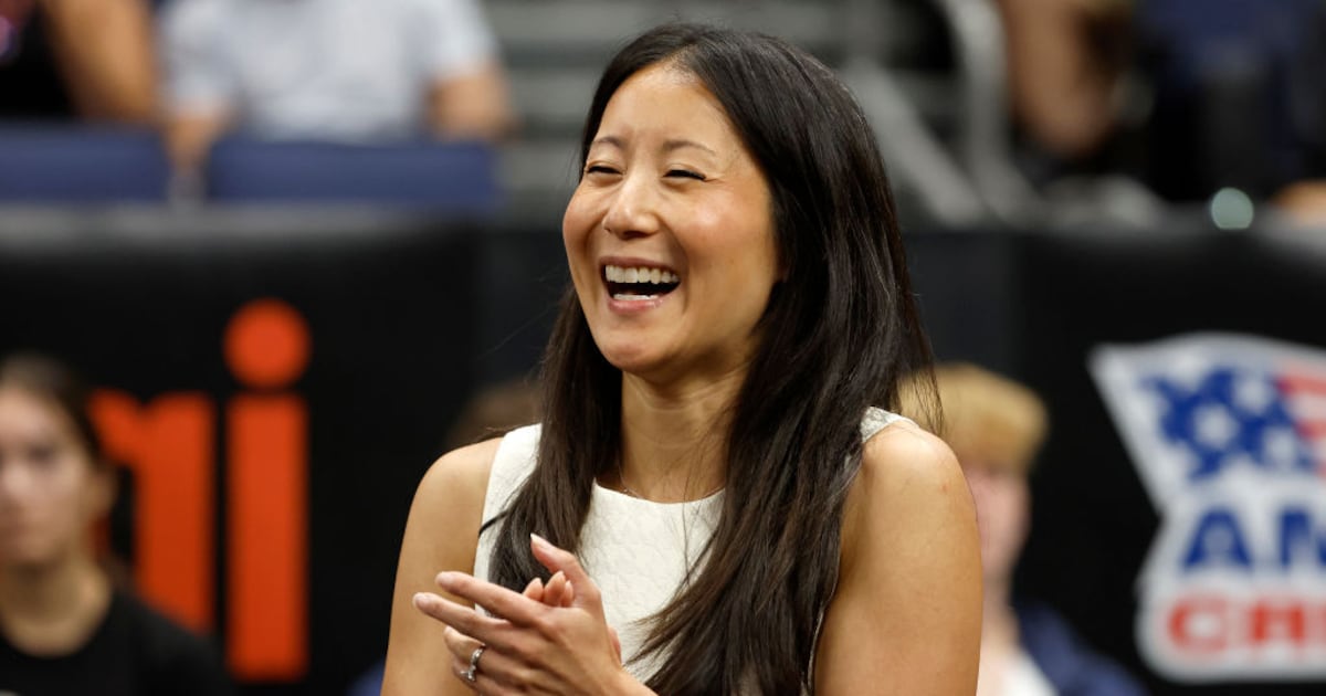 RachelAxon's tweet card. USA Gymnastics CEO Li Li Leung will leave the organization at the end of the year, departing after rebuilding the national governing body over the past six years.