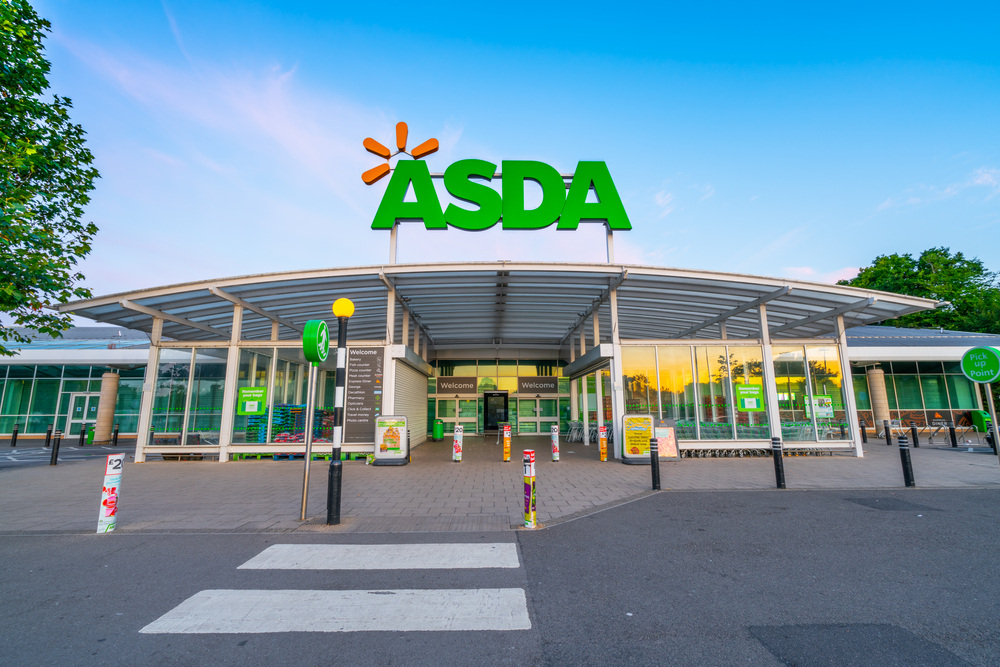 NeilRetail's tweet card. Two in five UK households (40%) saw their spending power growth drop in June, as inflation rose to 3.6%, marking its highest rate since January 2024.
