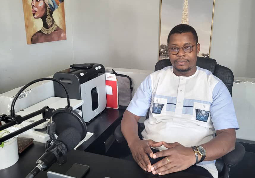 IFEX's tweet card. Dakar, July 17, 2025—The Committee to Protect Journalists calls on the Beninese authorities to release Comlan Hugues Sossoukpè, publishing director of the banned online Beninese weekly newspaper...