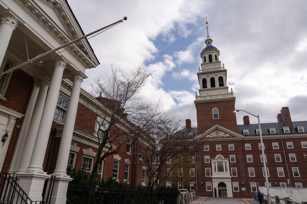 JanetLorin's tweet card. Harvard University’s endowment is in advanced talks to sell about $1 billion of private equity fund stakes, at a time when the school faces financial uncertainty compounded by pressure from President...