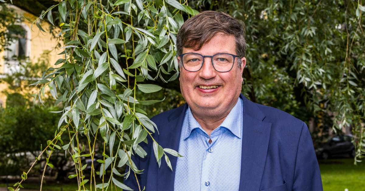 Maanselka's tweet card. Työsopimuksen päättämiseen riittäisi hallitusohjelman mukaan jatkossa asiallinen syy. Lisäksi työsopimus voitaisiin jatkossa tehdä määräaikaisena ilman erityistä perustetta