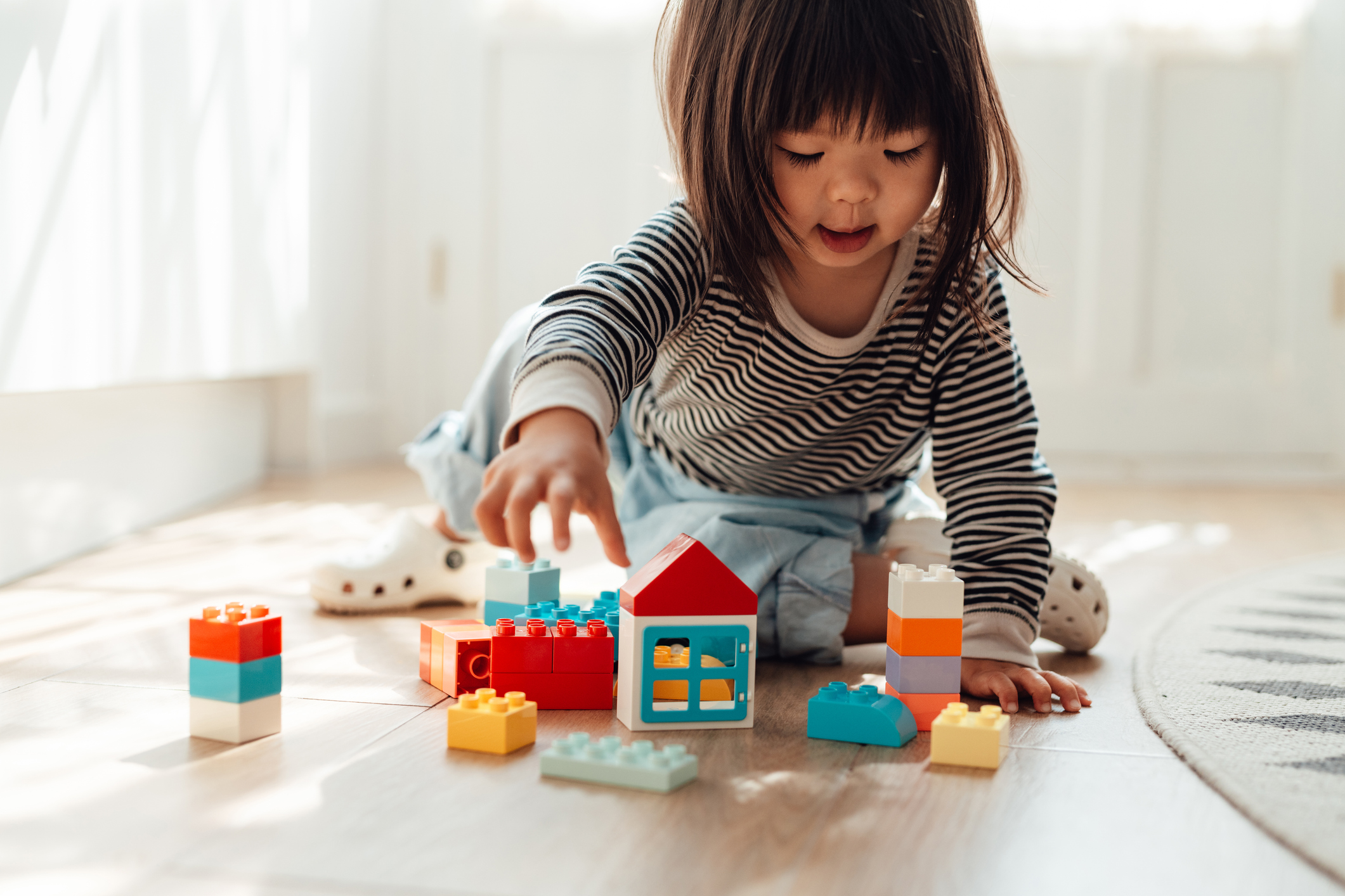 CLASPChildCare's tweet card. This national report and series of state fact sheets analyze variations in eligibility and access to Child Care and Development Block Grant subsidies in 2020.