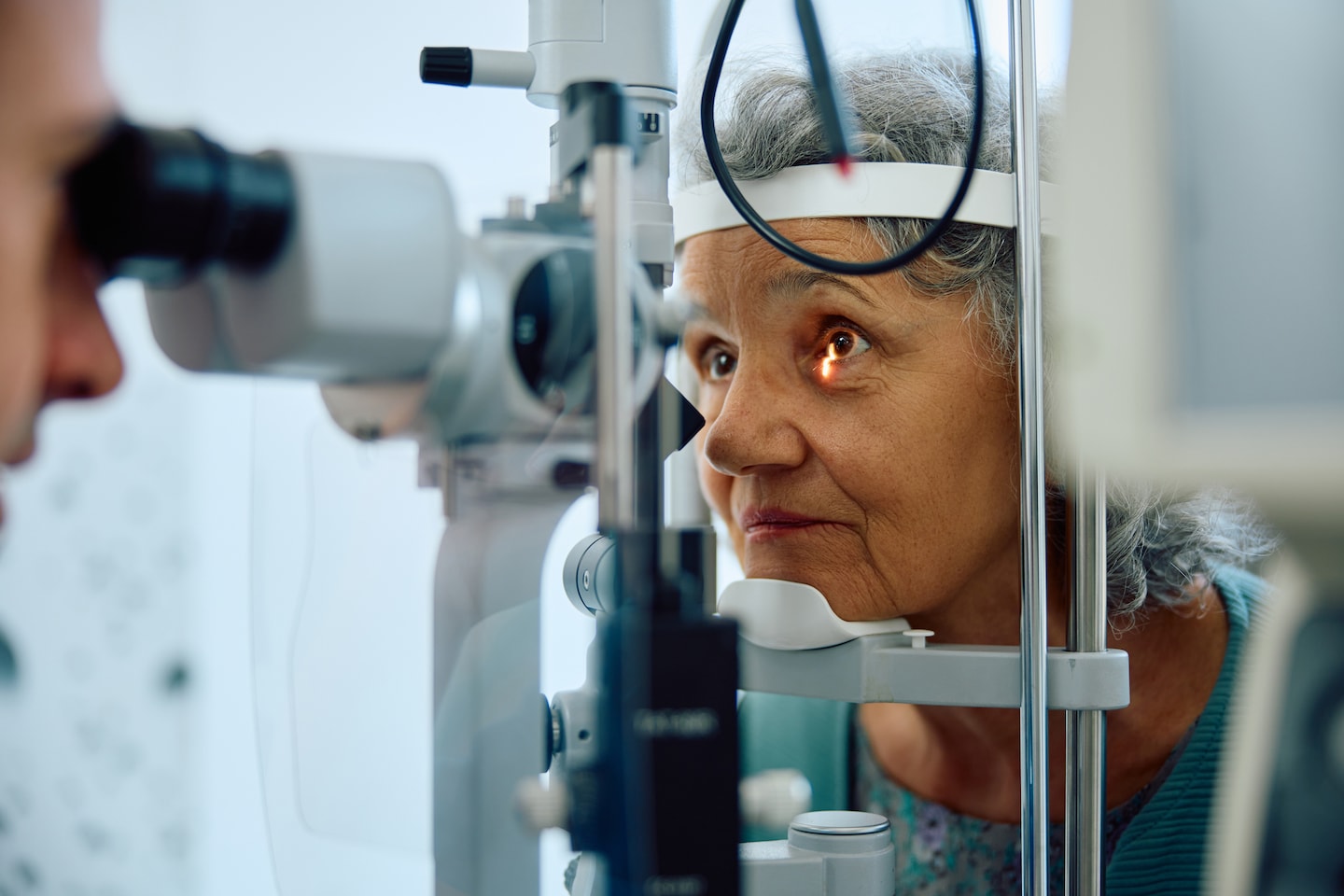 NMOphthalmology's tweet card. Cataracts, dry eyes, glaucoma and other eye problems become more common with age. But these can be treated — and sometimes even cured — if you know the early signs and act fast.