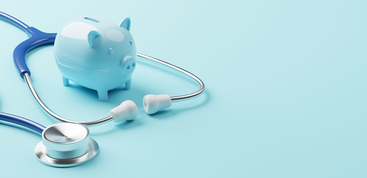 FierceHealthIT's tweet card. Employers have spent several years taking steps to avoid shifting healthcare costs to workers, but as expenses continue to rise, some firms are looking to change course, a new survey shows. |...