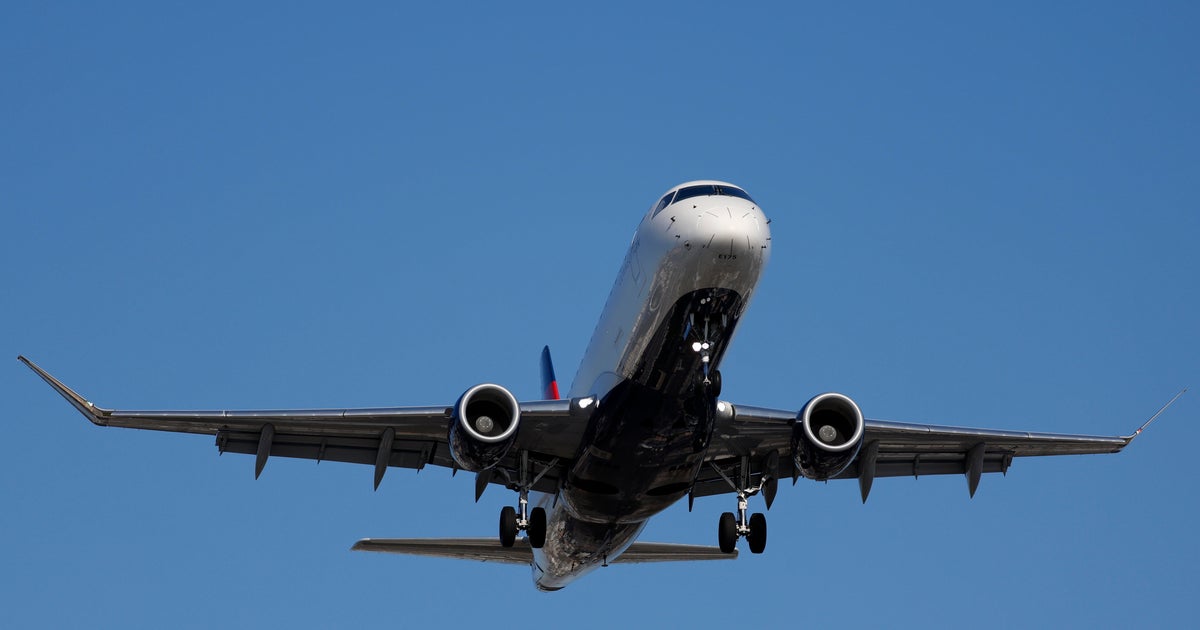 CBSEveningNews's tweet card. The pilot of a SkyWest flight told passengers that he performed an "aggressive maneuver" to avoid an apparent B-52 military aircraft in-flight, then apologized for the sudden move.