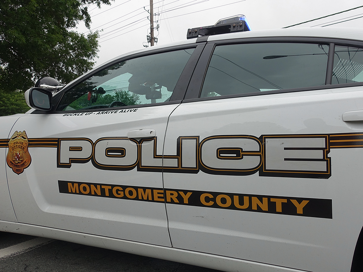 mymcmedia's tweet card. Detectives with the Montgomery County Police Department’s Major Crimes Division are asking for the public’s help in identifying three suspects involved in an attempted strong-arm carjacking in the...