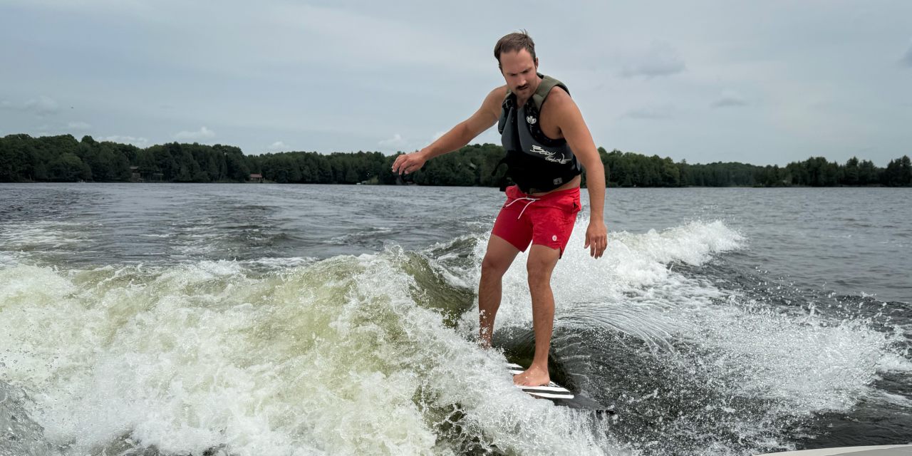 radamsWSJ's tweet card. Dozens of Wisconsin towns are banning fast-growing sport of wakesurfing that critics say traumatizes kayakers and tears up lakes