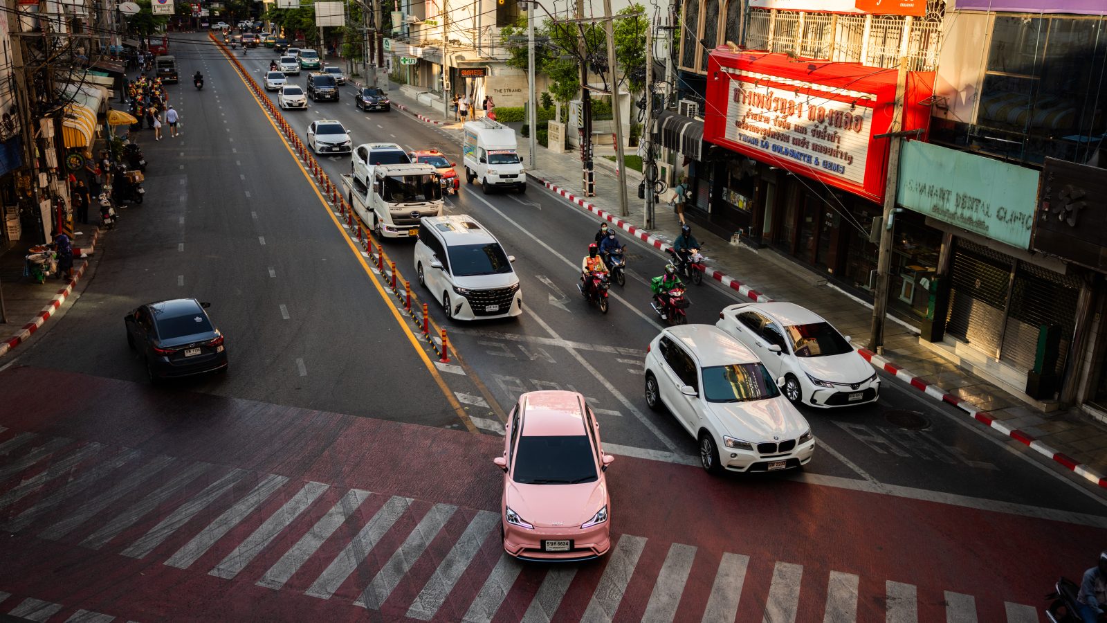 rinachandran's tweet card. Backlash against Neta Auto in Thailand underscores risks of companies expanding abroad too soon.