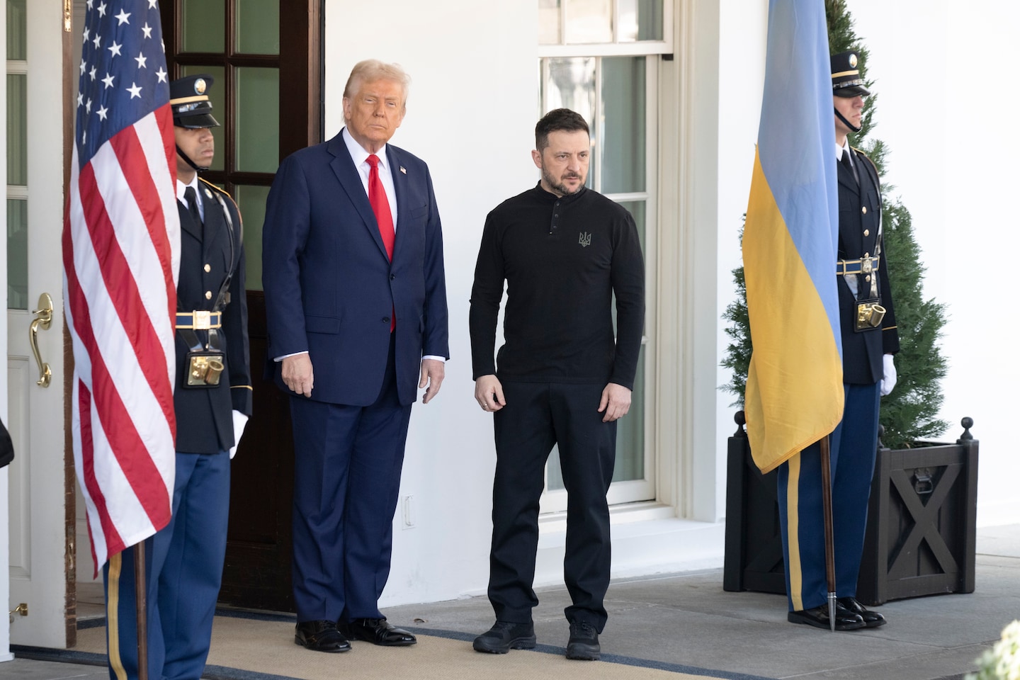 robcrilly's tweet card. Trump’s decision to allow weapon sales to Ukraine culminated a five-month effort by allies to help Volodymyr Zelensky rebuild a relationship with the president.