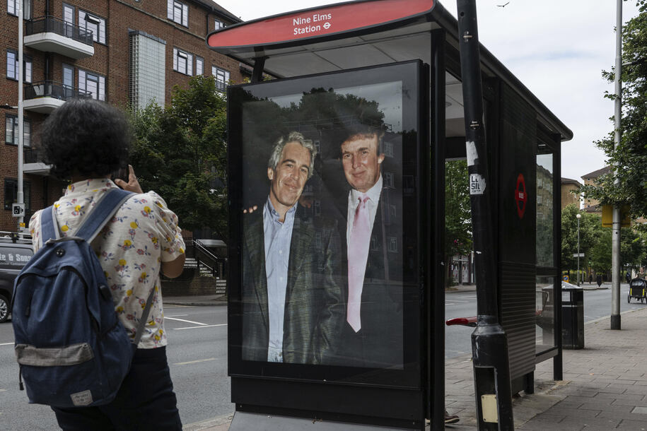 dailykos's tweet card. In a desperate ploy to change the subject from the bungled Epstein files saga , Attorney General Pam Bondi on Monday released documents relating to the late Martin Luther ...