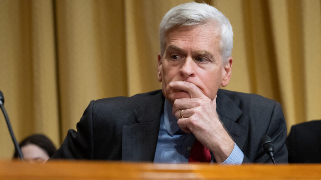 GideonGil's tweet card. A key GOP senator is calling for the CDC's vaccine meeting to be postponed after RFK Jr. shook up the panel.