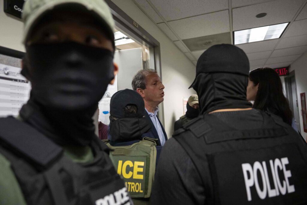 HowieCarrShow's tweet card. Without collaboration, local departments might unknowingly release dangerous individuals back into the community and we have all heard the countless stories about dangerous illegal immigrants being...