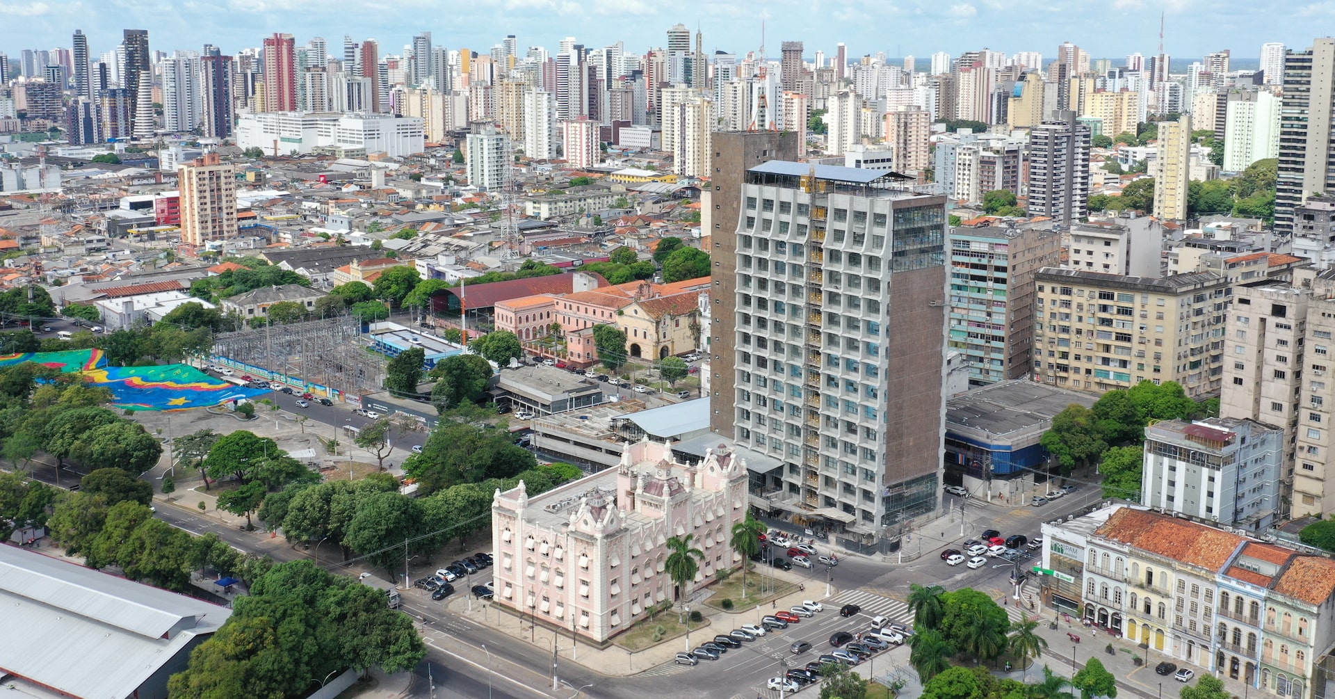 KateAbnett's tweet card. Brazil assured worried governments on Wednesday it has organized enough rooms to accommodate the tens of thousands of people crowding into the rainforest city of Belem for the United Nations climate...