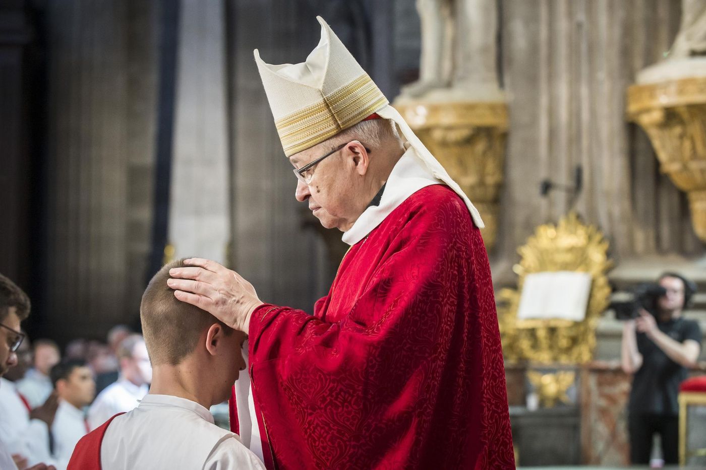 LB2S's tweet card. Le cardinal André Vingt-Trois est mort le vendredi 18 juillet, à l’âge de 82 ans. Ancien président de la Conférence des évêques de France de 2007 à 2013, André Vingt-Trois avait succédé au cardinal...