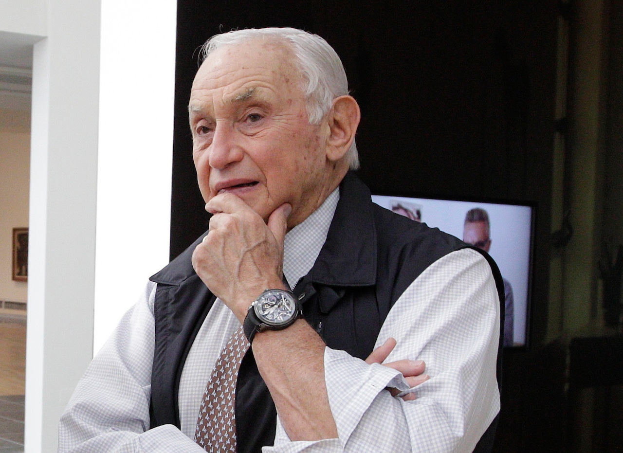 sabrinaeaton's tweet card. Leslie Wexner, founder of Victoria's Secret, included a breast drawing and cryptic note in an album compiled for Jeffery Epstein's 50th birthday that also featured contributions from Donald Trump.