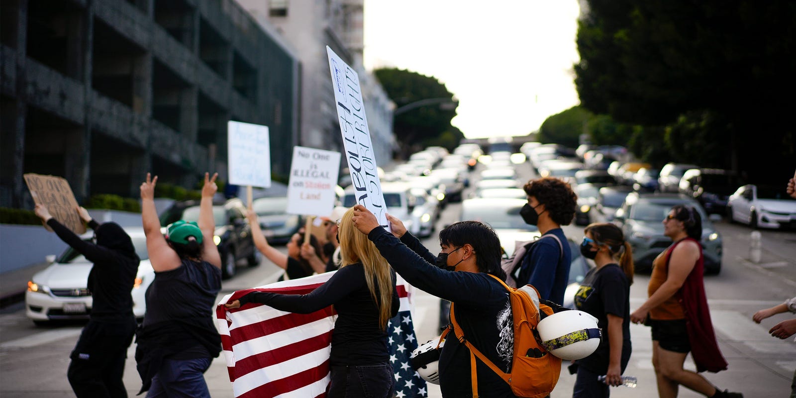 laurenvillagran's tweet card. Two Democrats have introduced California legislation that would require law enforcement officers to identify themselves.