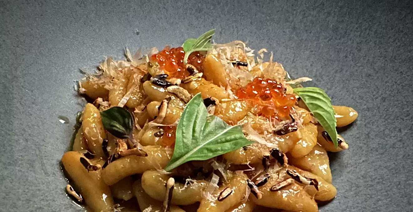 miaminewtimes's tweet card. You wouldn't expect gourmet food along Coral Way and 27th in Miami, but this new wine bar might change the scene for good.