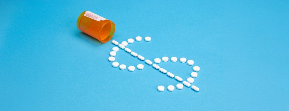 cecelou18's tweet card. The Minnesota attorney general is urging a federal appeals court to reconsider a panel’s ruling upholding a lower court’s pause on a state law prohibiting excessive price hikes on generic drugs.