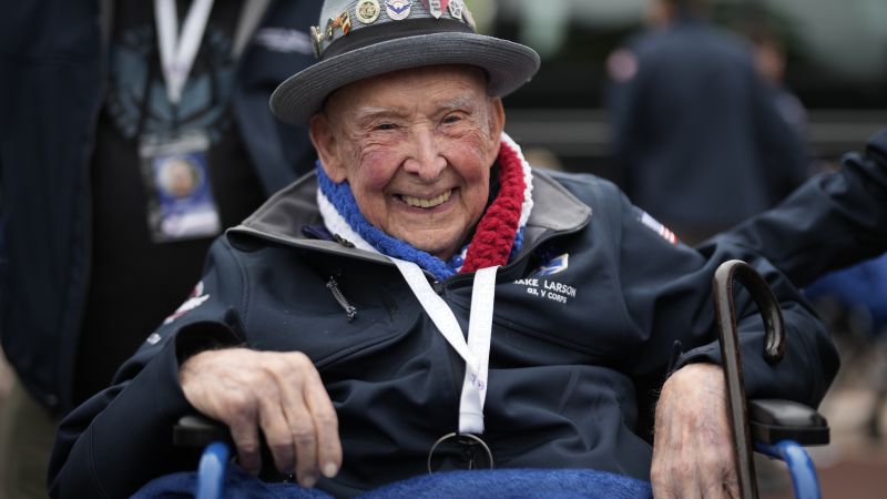 Sam_Waldenberg's tweet card. After his interview with CNN’s Christiane Amanpour won an Emmy Award, D-Day veteran Jake Larson was amazed. Watch his reaction.