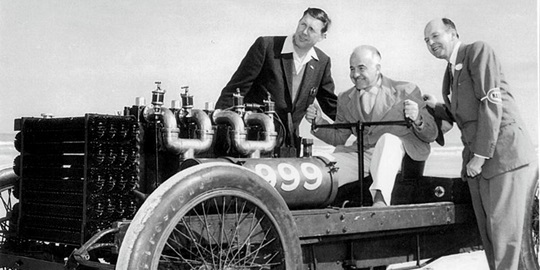 IMS's tweet card. 1925 Indianapolis 500 winner Peter DePaolo (photo, center) was instrumental in bringing a Ford factory team to NASCAR, which then led to the formation of the legendary Wood Brothers and Holman-Moody...