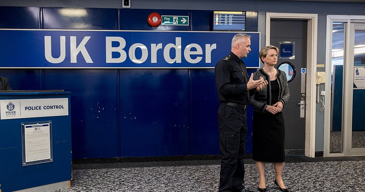 FullFact's tweet card. The defence secretary has again made an error in referring to the government’s record on immigration returns, as has a post on Facebook.