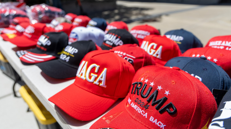 LSEEuroppblog's tweet card. If progressive parties are to see off the populist wave, they must reclaim the narratives MAGA has co-opted from the left.