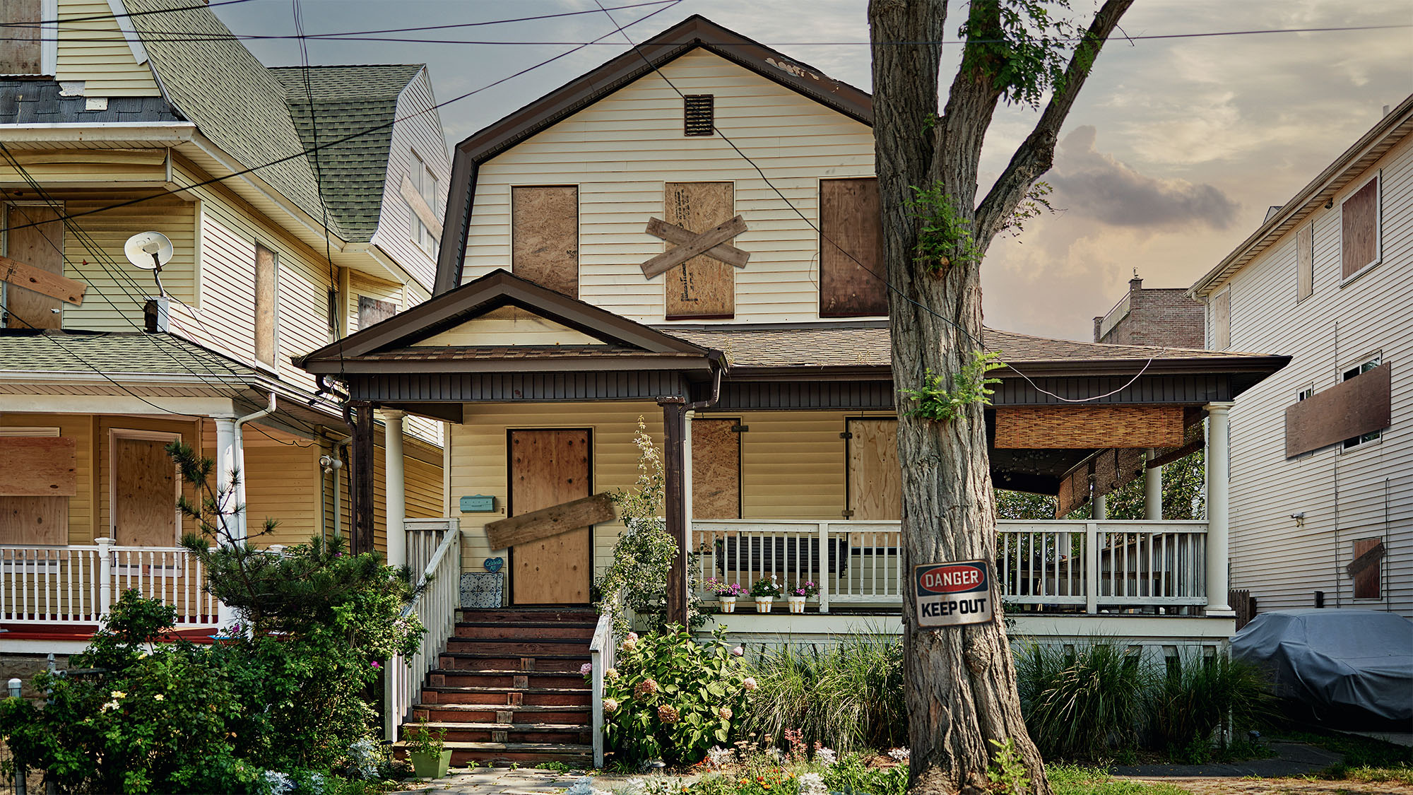 TheOnion's tweet card. WASHINGTON—Springing into action to save what it could, the U.S. populace reportedly got to work this week boarding up windows and retreating to its cellars moments after learning Lena Dunham had...
