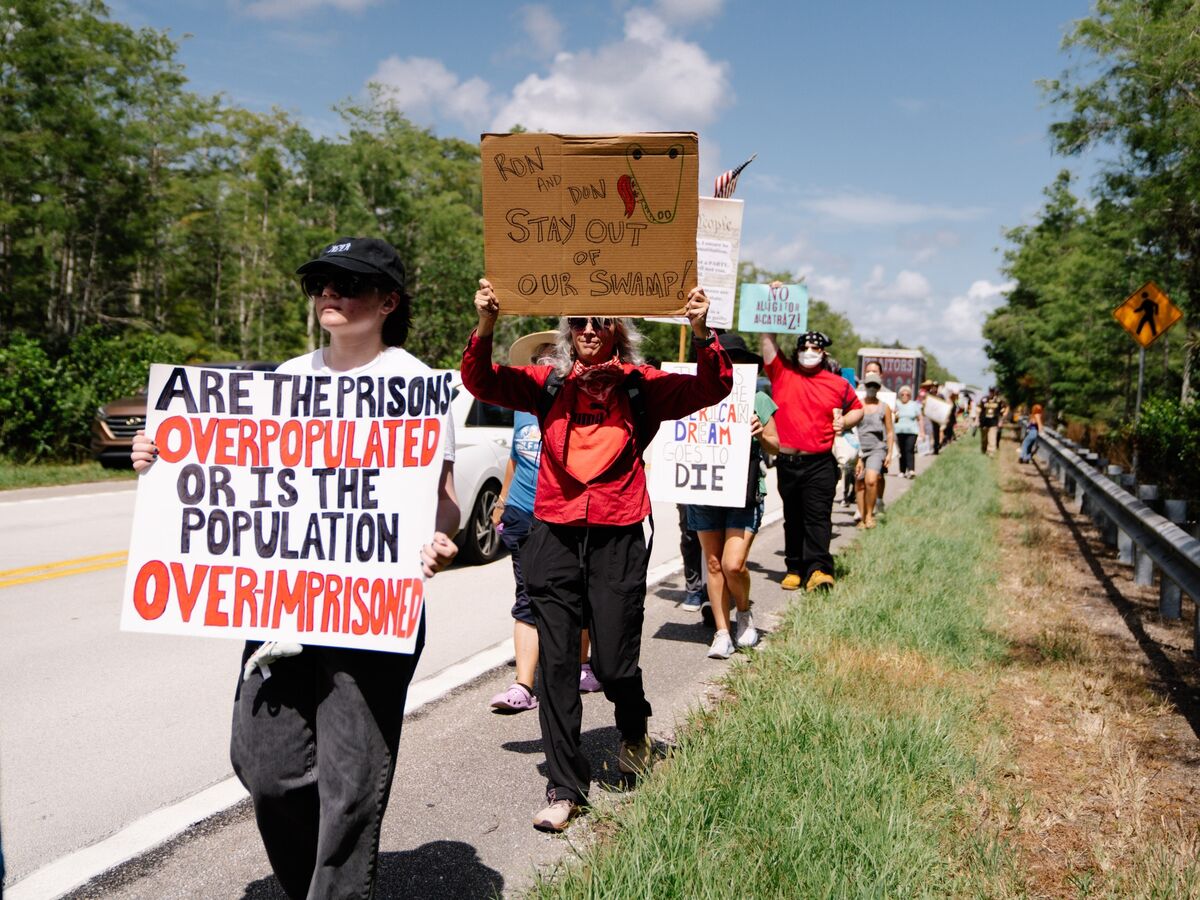 aacaldwellLA's tweet card. The Trump administration will temporarily house migrants at military bases in New Jersey and Indiana, according to a letter sent to Congress, deepening the Pentagon’s role in a historic expansion of...