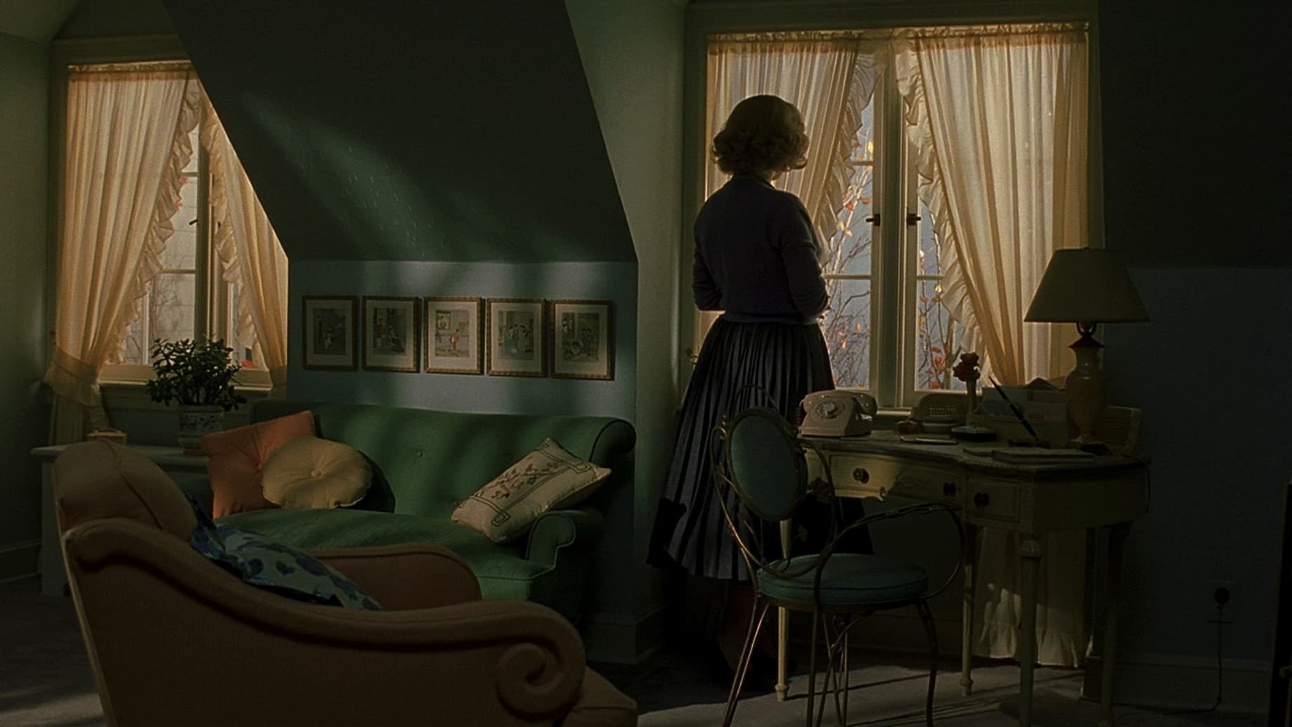 nyfilmspotlight's tweet card. In 1950s Connecticut, a housewife's life is upended by a marital crisis and mounting racial tensions in society.